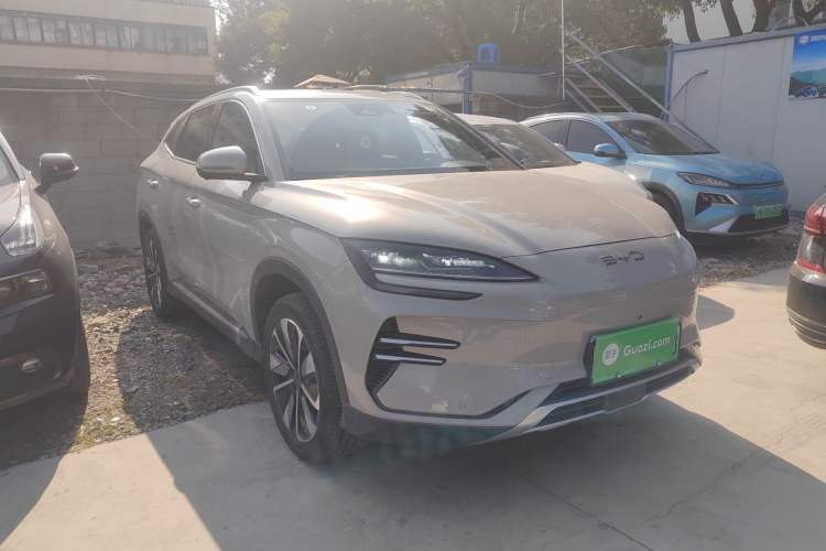 Used BYD Song PLUS New Energy 2024 Honor Edition EV 520km Premium Model
