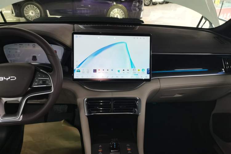 Used BYD Song PLUS New Energy 2025 DM-i 160KM Flagship Model
