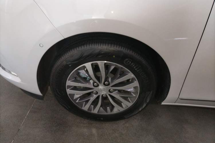 Used Buick GL8 2021 ES Land Cruiser 653T Luxury Edition