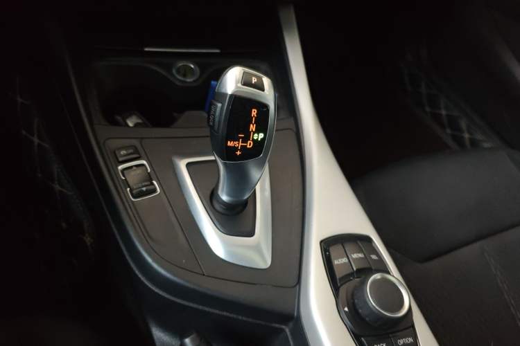 Used BMW 1 Series 2013 Facelifted 118i Leading Edition
