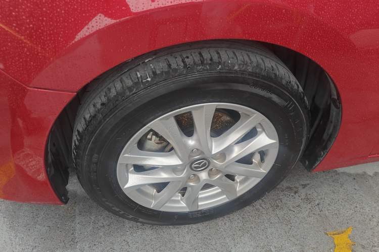 Used Mazda Mazda 3 Axela 2016 Sedan 1.5L Automatic Comfort Model
