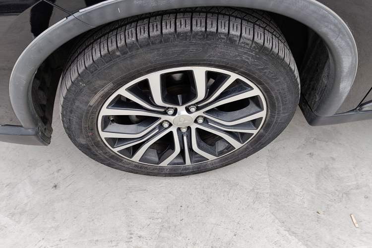 Used Mitsubishi Outlander 2018 2.4L 4x4 Luxury Edition 7-Seater
