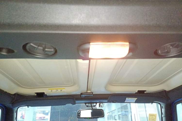 Used  Wrangler 2014 3.0L Sahara Four-Door Edition