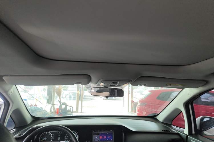 Used GAC Trumpchi M6 2021 270T DCT Luxury Edition (7-seater)
