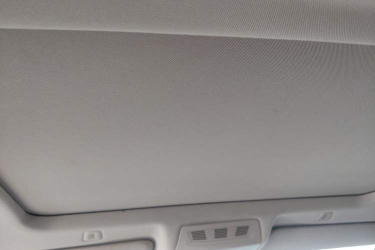 Used BMW 5 Series 2014 525Li Luxury Design Package
