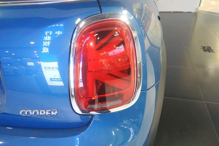 Used  MINI 2022 Updated 1.5T COOPER Classic Edition