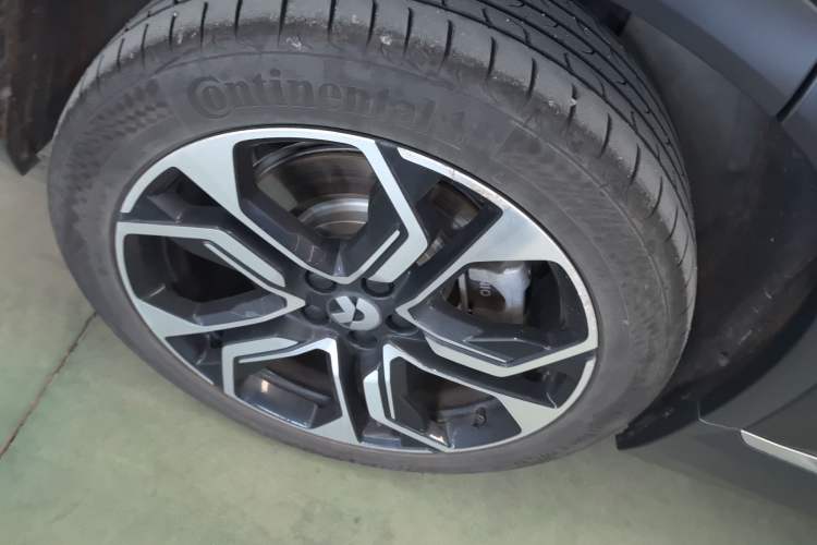 Used Nio ES8 2020 450 km Signature Edition 7-Seater Version
