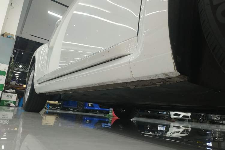 Used Volkswagen Beetle 2015 180TSI model
