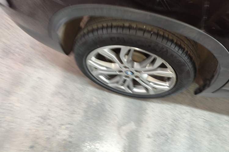 Used BMW X1 2019 sDrive20Li Leading Model
