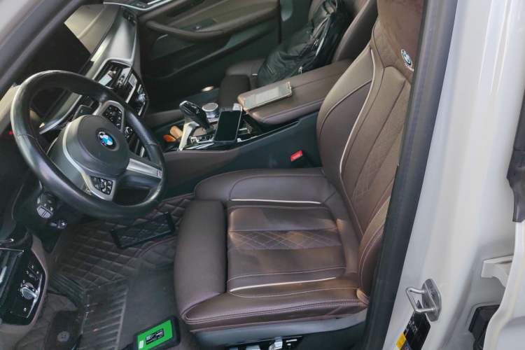 Used BMW 5 Series New Energy 2021 535Le Pioneer Edition M Sport Package
