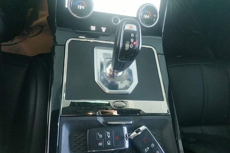 Used Land Rover Range Rover Evoque 2020 249 PS R-DYNAMIC S Sport Edition