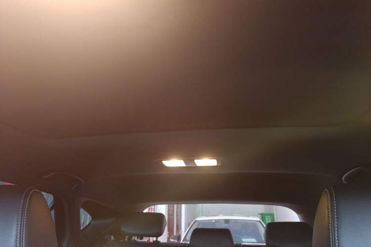 Used Mazda CX-4 2018 2.0L Automatic Two-Wheel Drive Blue Sky Premium Upgrade Version China V Standard
