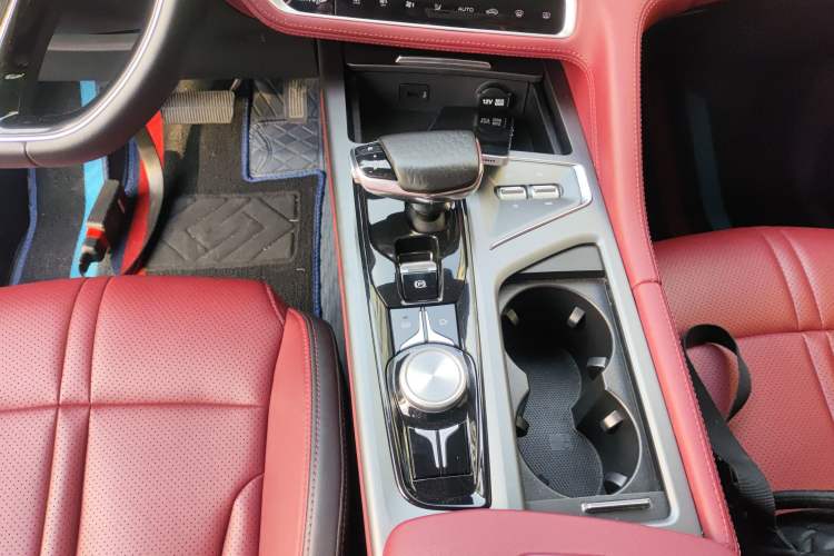 Used Changan CS75 PLUS 2022 Classic Edition 1.5T Automatic Pioneer Model
