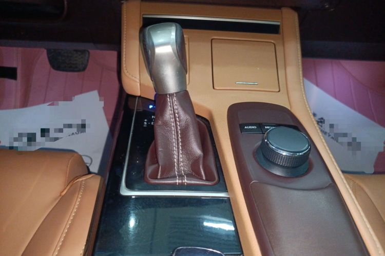 Used Lexus ES 2016 200 Midnight Special Limited Edition
