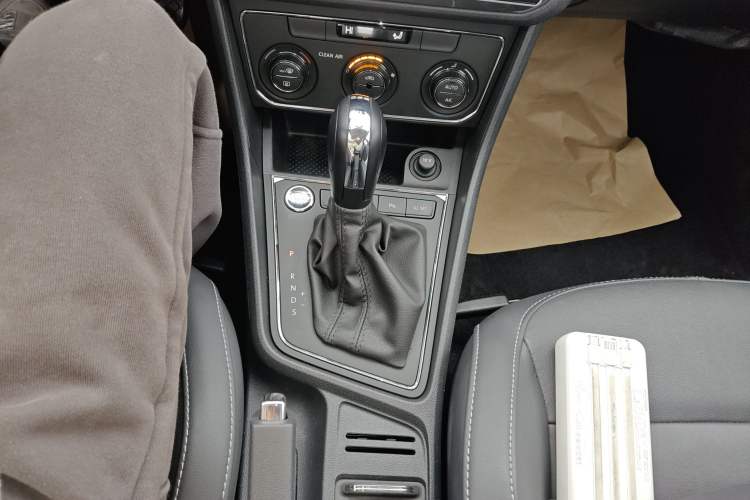 Used Volkswagen Gran Lavida 2017 230TSI DSG Comfort Edition