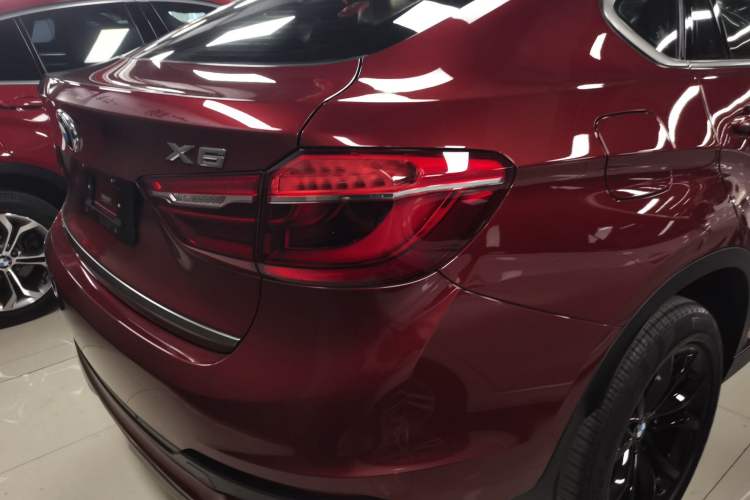 Used BMW X6 2018 xDrive28i
