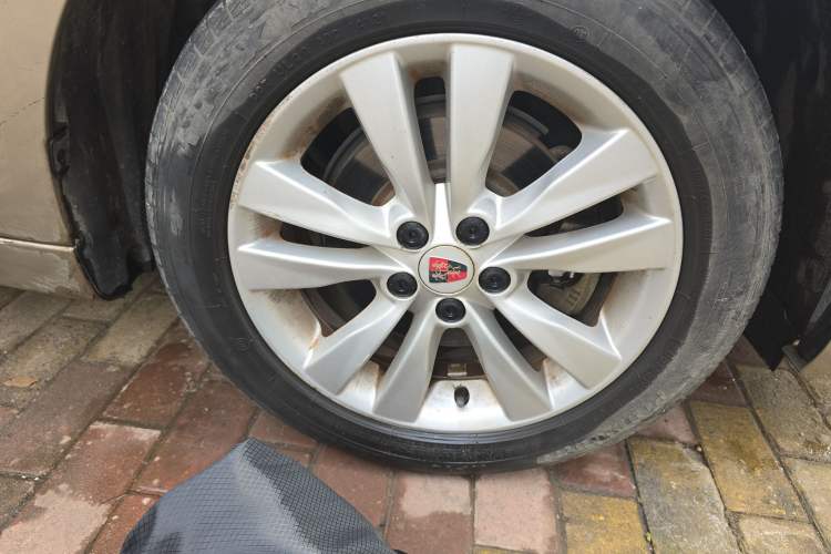 Used Roewe 360 2015 1.5L manual luxury edition