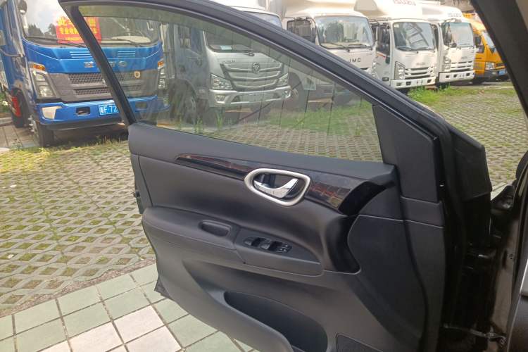 Used Nissan Sylphy 2019 1.6XV CVT Smart Connect Luxury Edition China VI Standard