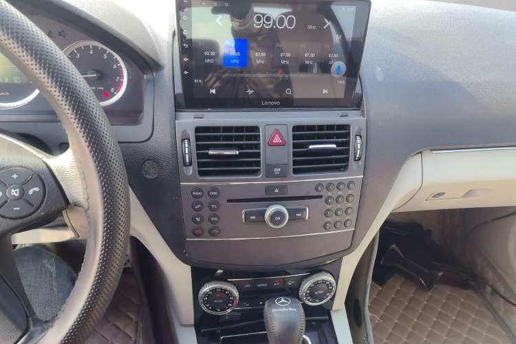 Used Mercedes-Benz C-Class 2010 C 180K Classic model