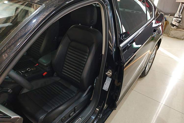 Used Volkswagen Magotan 2019 280TSI DSG Leading Model China VI Standard
