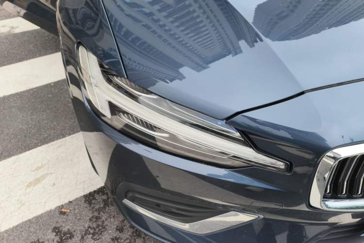 Used Volvo S60 2022 B4 Zhiyi Luxury Edition
