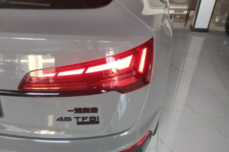 Used Audi Q5L Sportback 2022 40 TFSI Luxury Model
