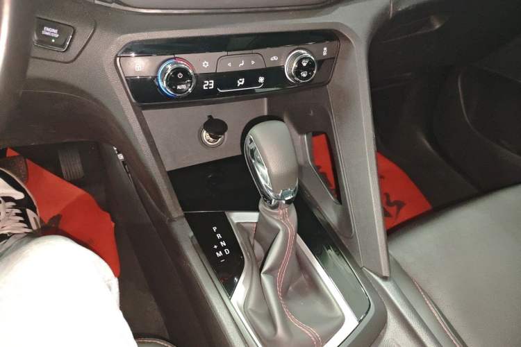 Used Chevrolet Orlando 2020 Light Hybrid Redline 530T Automatic Enjoyment Edition (5+2 Models)
