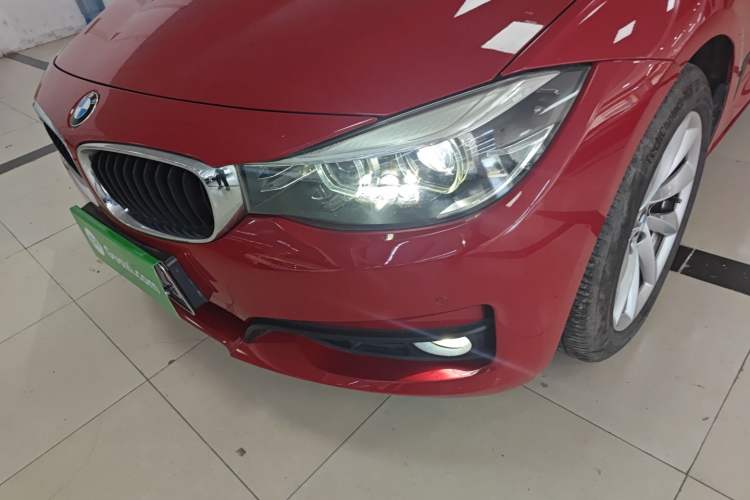 Used BMW 3 Series GT 2018 320i Sport Edition
