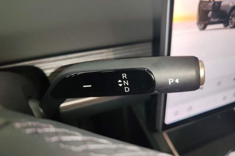 Used ONVO L60 2024 60 kWh Rear-Drive Version
