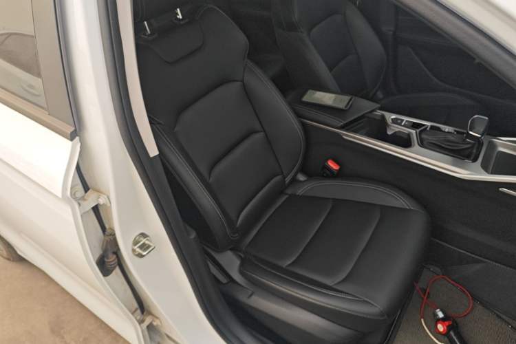 Used Geely Auto Emgrand 2025 4th Generation 1.5L CVT Longteng Edition
