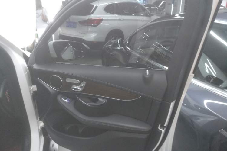 Used Mercedes-Benz GLC 2021 GLC 260 L 4MATIC Luxury Model
