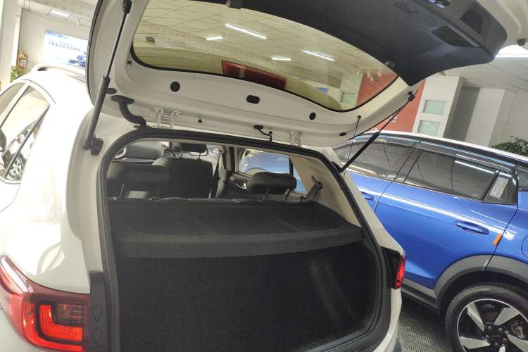 Used Kia kx1 Stonic 2019 1.4L Automatic Sport Edition China VI