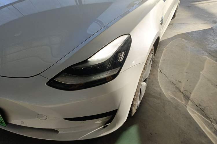 Used Tesla Model 3 2019 Standard Range Rear-Wheel Drive Upgraded Version (52 kWh)
