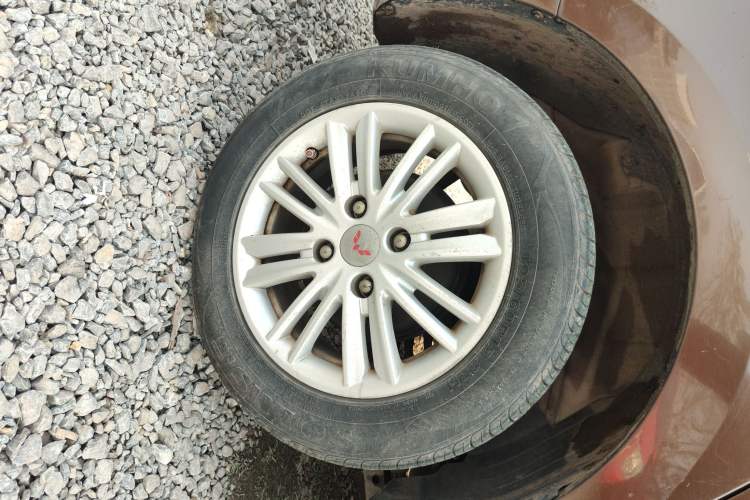 Used Wuling Hongguang 2015 1.5L S1 Comfort China V Standard
