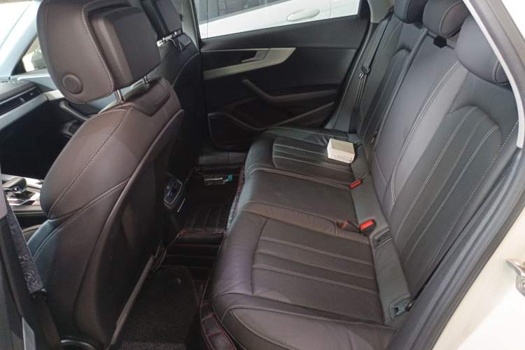 Used Audi A4L 2020 40 TFSI Fashion Dynamic Model