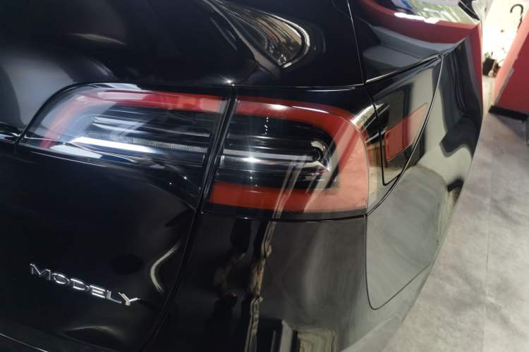 Used Tesla Model Y 2021 Standard Range Rear-Wheel Drive Version