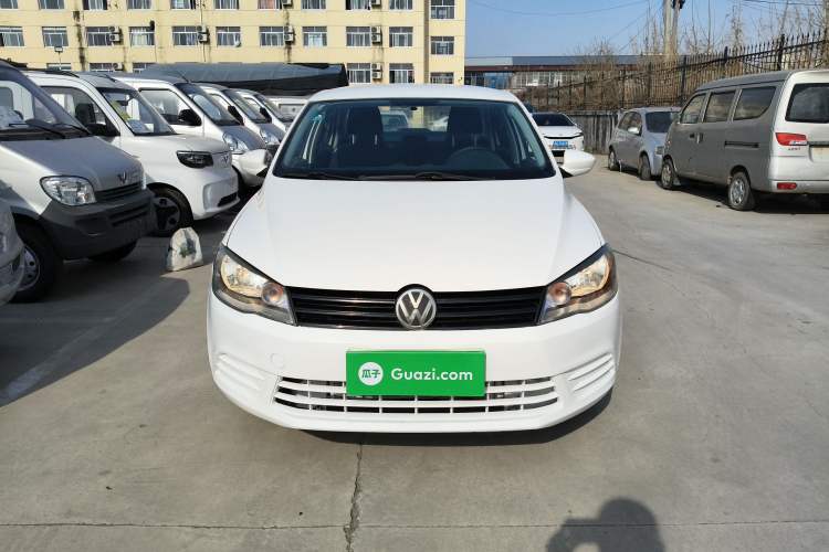 Used Volkswagen Jetta 2015 1.6L Manual Fashion Edition
