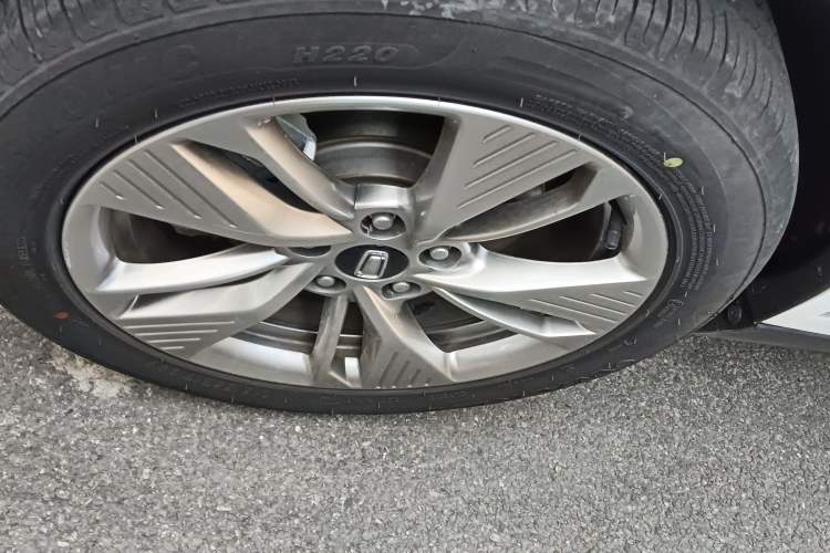 Used Bestune NAT 2023 PRO Comfortable Travel Battery-Swap Version 401km
