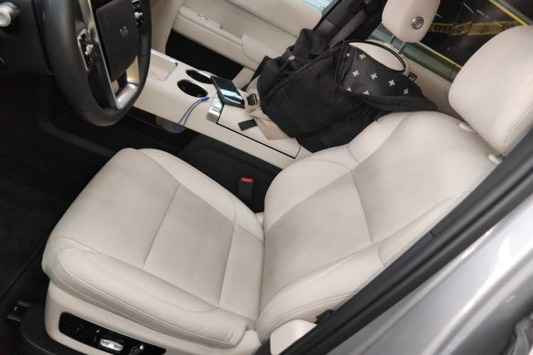 Used Li Auto L8 2023 Air model
