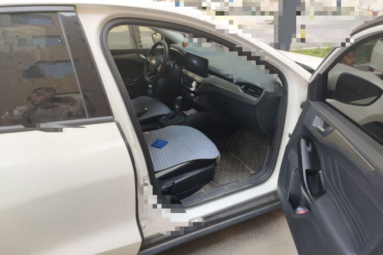 Used Ford Focus 2021 Sedan 1.5L Automatic Sharp Edition
