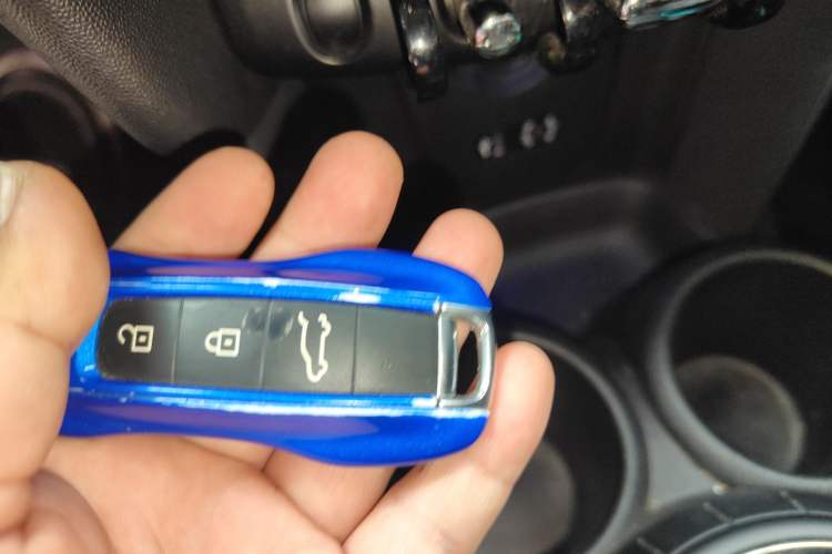 Used MINI MINI 2014 1.5T COOPER Fun
