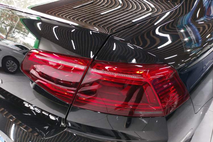 Used Volkswagen Magotan 2020 330TSI DSG Leading Model