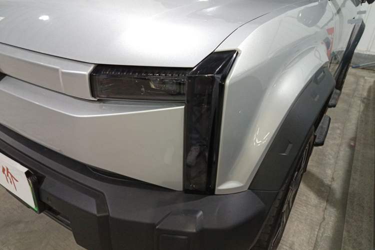 Used  03 2024 501km Four-wheel Drive Long-Range Advanced Version
