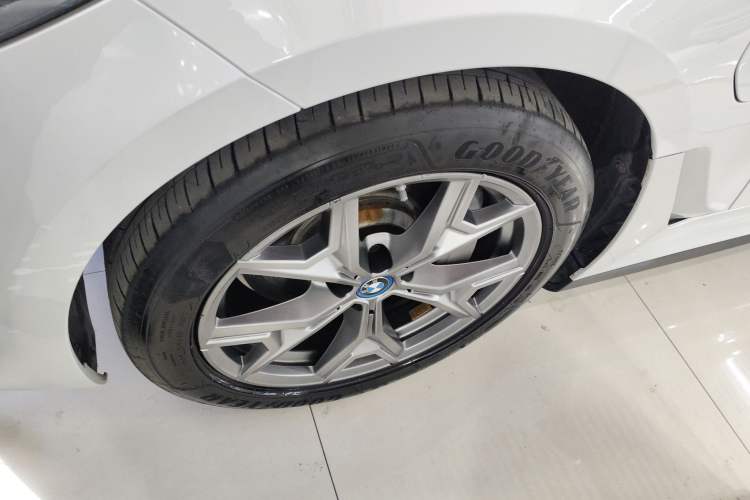 Used BMW i3 2024 eDrive 35 L
