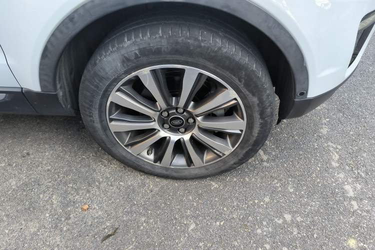 Used Land Rover Range Rover Evoque 2018 240 PS SE Smart Brilliance Edition