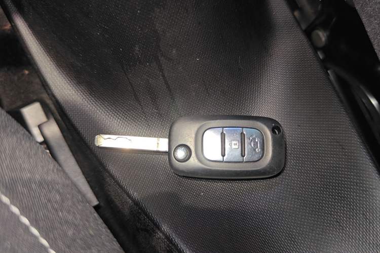 Used  forfour 2016 1.0L 52 kW Passion Edition
