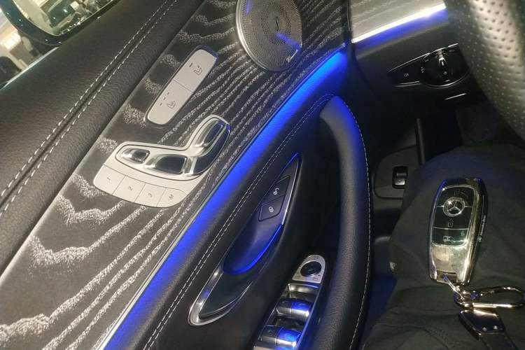 Used Mercedes-Benz E-Class 2021 E 300 L Sporty and Stylish Model
