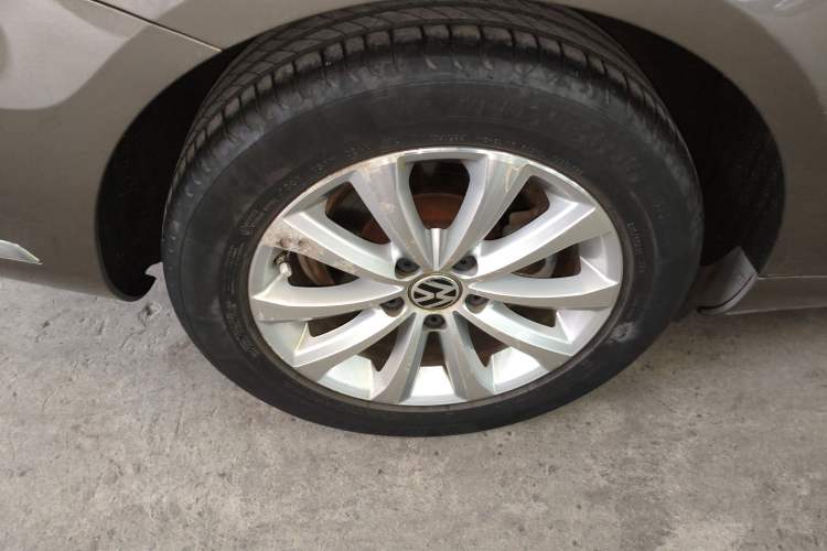 Used Volkswagen Magotan 2015 Facelift 1.8TSI Luxury Model
