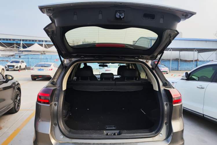 Used Geely Auto Emgrand X7 Sport 2018 1.8TD Automatic Two-Wheel Drive Smart Connect 4G Internet Edition