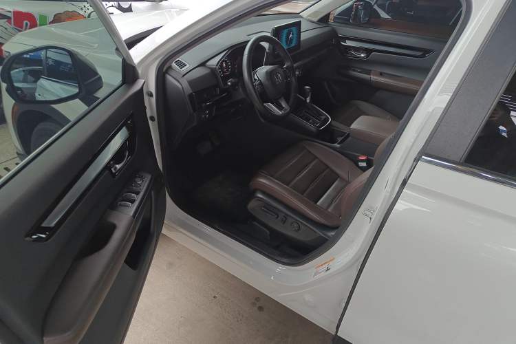 Used Honda CR-V 2023 240TURBO Two-Wheel Drive Deluxe Edition 7 Seats
